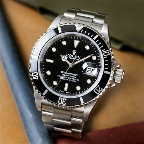 difference between rolex 16610 and 16610ln|rolex submariner date 16610 price.